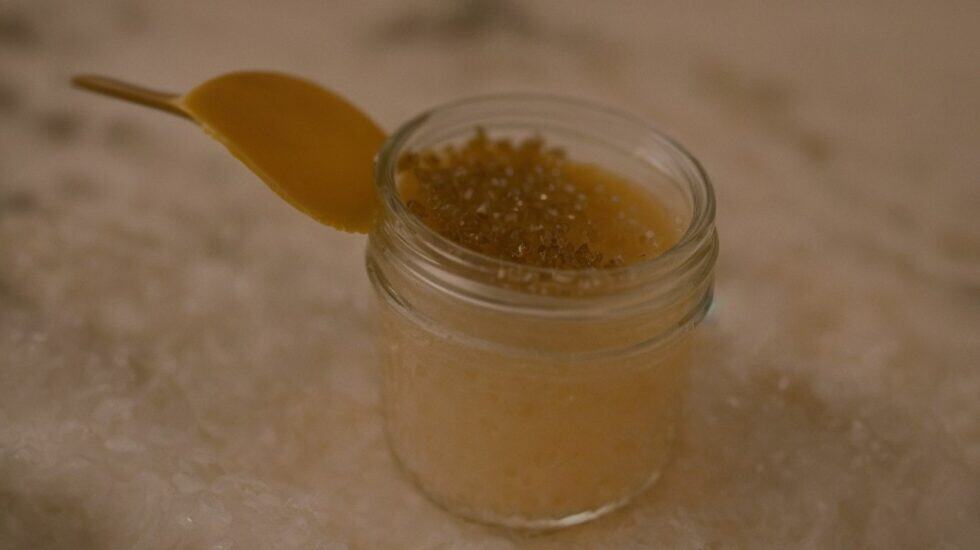 DIY Manuka Honey Lip Scrub Manuka Honey Organic